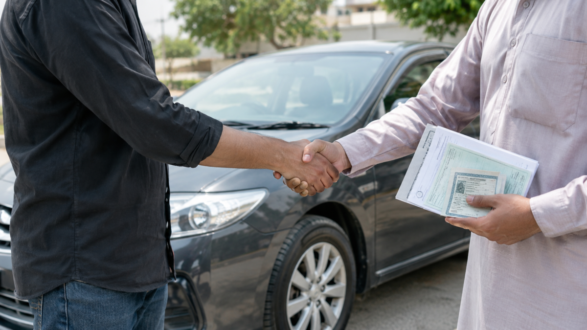 Avoid Car Scams on OLX Pakistan: 8 Real Red Flags Every Buyer Should Know